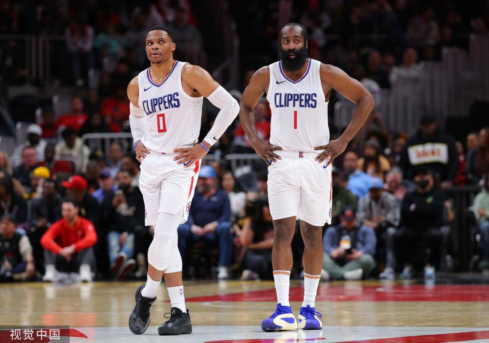 赛都充满竞 赛都充满竞