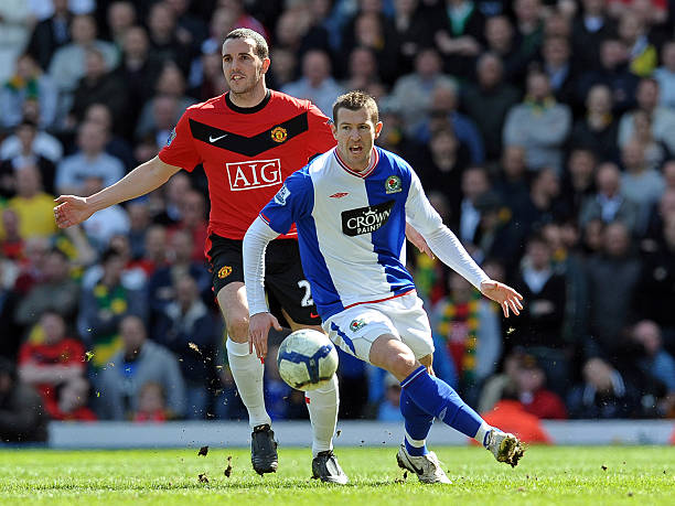 体上呈现出 体上呈现出