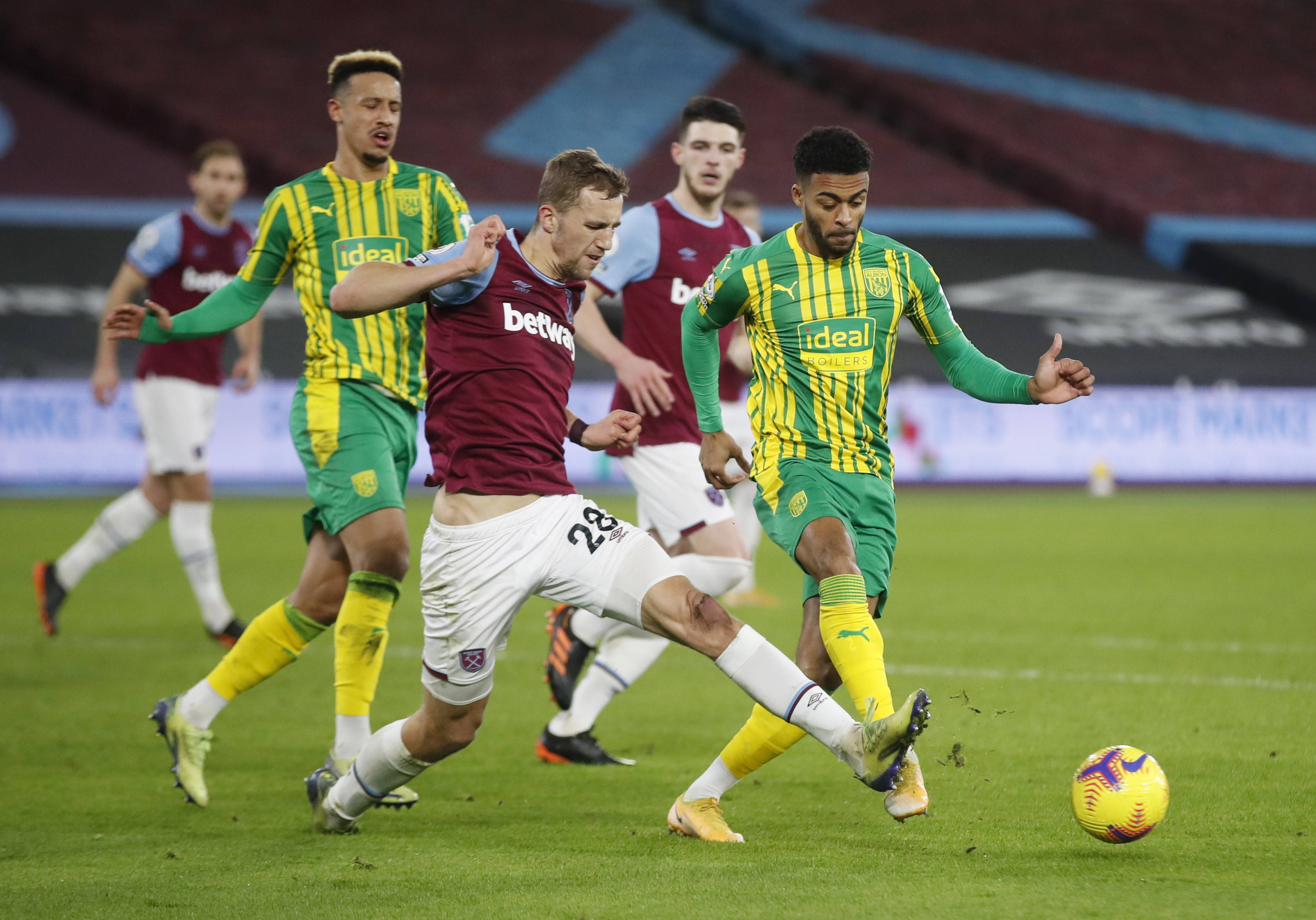 当两名主攻 当两名主攻